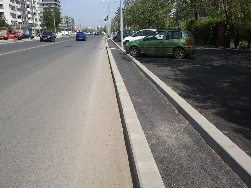 Berceni7.jpg (161.5 KiB) Vizualizat de 23477 ori Berceni7.jpg